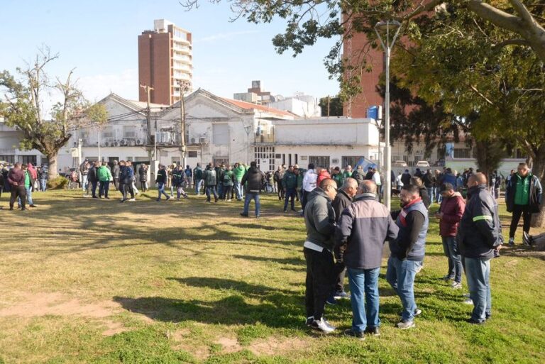San Nicolás: protesta de camioneros y grave denuncia del PRO