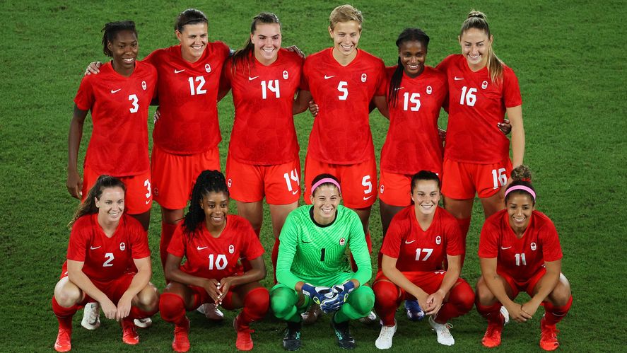El fútbol femenino de Canadá hizo historia en los Juegos Olímpicos de Tokio 2020.