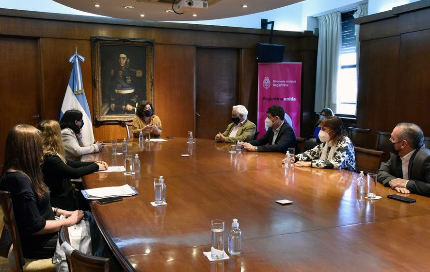 El convenio que impulsa la diplomatura de cannabis fue firmado por Salud, el Conicet, la Unaj y El Cruce