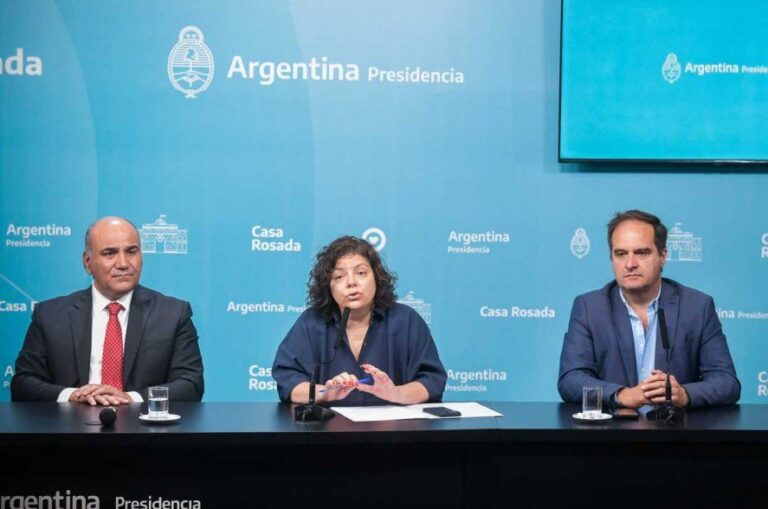Carla Vizzotti recomendó volver a usar barbijo