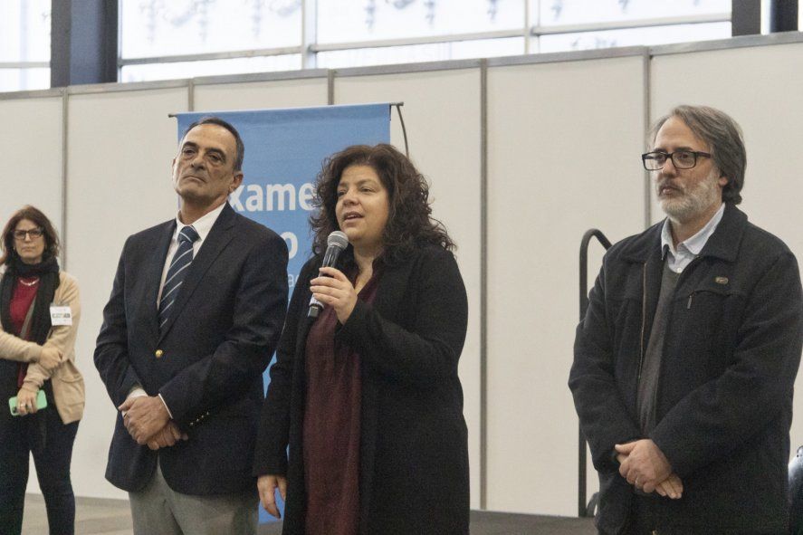 La ministra de Salud de la Nación, Carla Vizzotti, encabezó la apertura al examen de ingreso al Sistema Nacional de Residencias del Equipo de Salud.