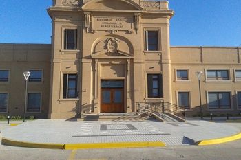 Carlos Tejedor tendrá 4 pretendientes al sillón municipal.