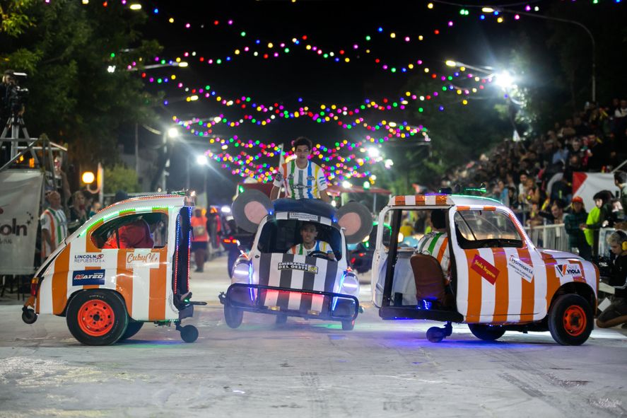 Lincoln ya confirmó las fechas en la que realizará su Carnaval Artesanal, considerado la mayor fiesta a cielo abierto de la provincia de Buenos Aires.