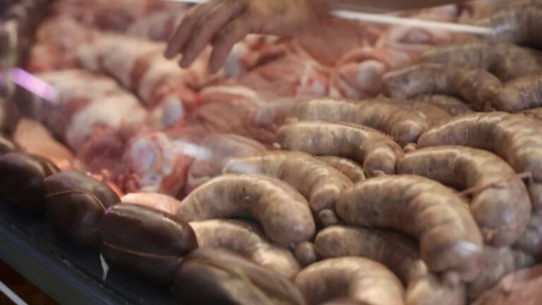 Bajaron los precios de la carne por la baja en el consumo