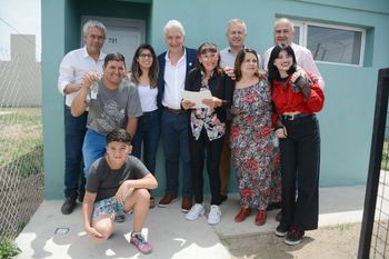 Carmen de Patagones estrenó 18 casas para sus vecinos.