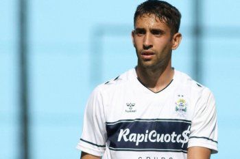 Emanuel Cecchini con la camiseta del Lobo (Foto: Prensa GELP).