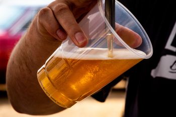  Tras muchas expectativas, vuelve la Fiesta de la Birra a Berisso. Enterate del cronograma completo de las bandas y las cervezas invitadas para este mega evento. 