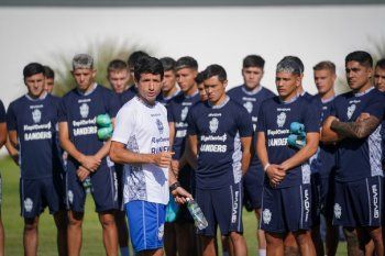 Chirola Romero en la primera práctica de Gimnasia en 2023.