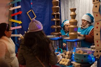 Con sorteos, degustaciones y patio cervecero, llega la Fiesta Provincial del Chocolate de Villa Gesell. Con sorteos, degustaciones y patio cervecero, llega la Fiesta Provincial del Chocolate de Villa Gesell.