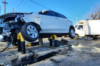 Accidente de tránsito en La Plata - Fotos @perroinfocielo