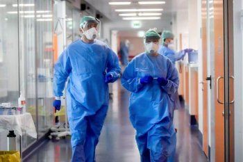Hoy se rompió el récord de casos en un día a nivel mundial y Argentina reportó 186 nuevas muertes por Coronavirus.