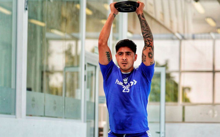 Cristian Tarragona delantero de Gimnasia