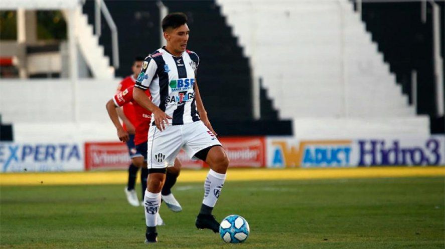 Cristian Vega, cerca de pasar de Central Córdoba a Gimnasia.