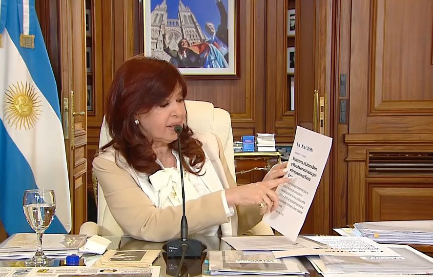 La vicepresidenta Cristina Kirchner marcó los vínculos de Cambiemos con la Justicia y no dejó pasar la mesa judicial de los funcionarios de María Eugenia Vidal.