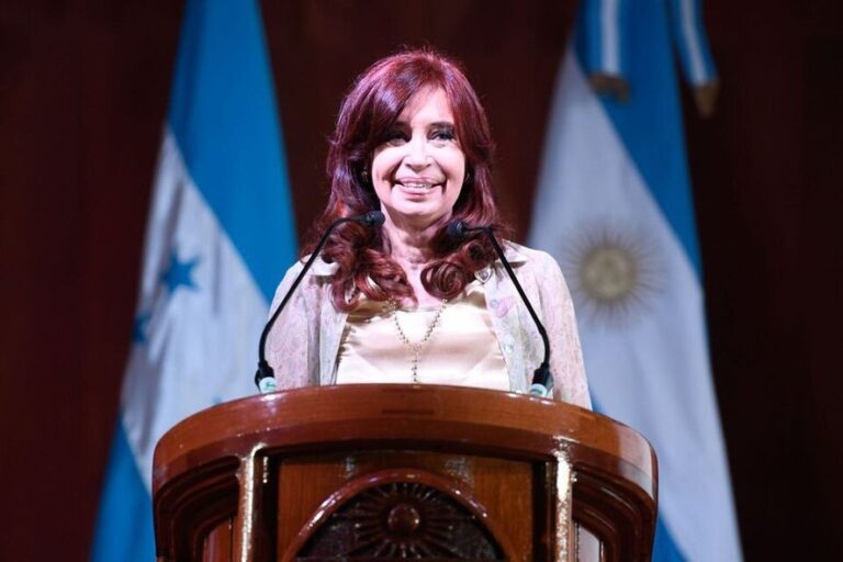 Cristina Fernández explicó por qué “los pueblos vuelven”
