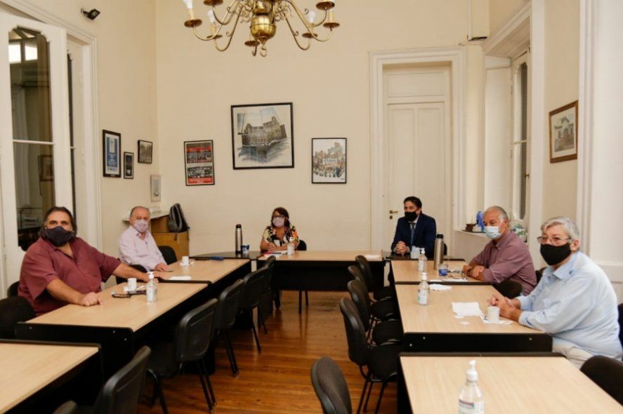 Gremios docentes ya se reunieron con Trotta en la previa a la paritaria por aumento de salarios