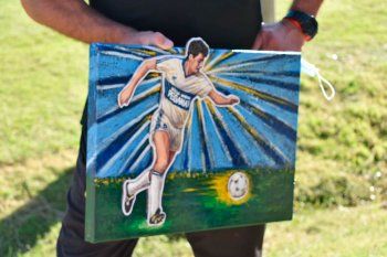José Perdomo y su historia con Gimnasia retratada para siempre.