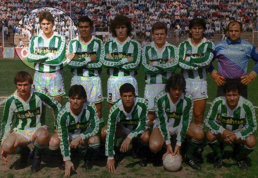Damián Benedetti en un once titular de Banfield en el año 1993.
