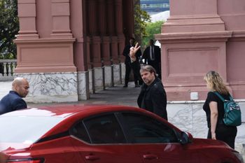 segun un gremio, hay entre 7 mil y 11 mil empleos publicos en riesgo en el estado nacional