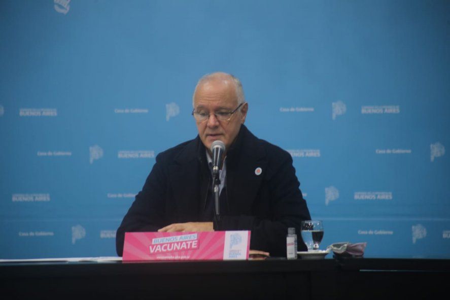 Gollan aseguró que la baja de casos de coronavirus impacta en el sistema sanitario
