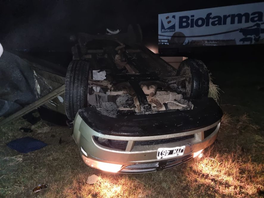 Uno de los vehículos siniestrados en la Ruta 2, a la altura de Chascomús