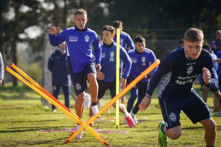 Pablo De Blasis cumplió con su primer entrenamiento en Gimnasia Pablo De Blasis cumplió con su primer entrenamiento en Gimnasia