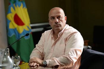 la coalicion civica sobre la deuda: no podemos estar en la misma posicion que la campora