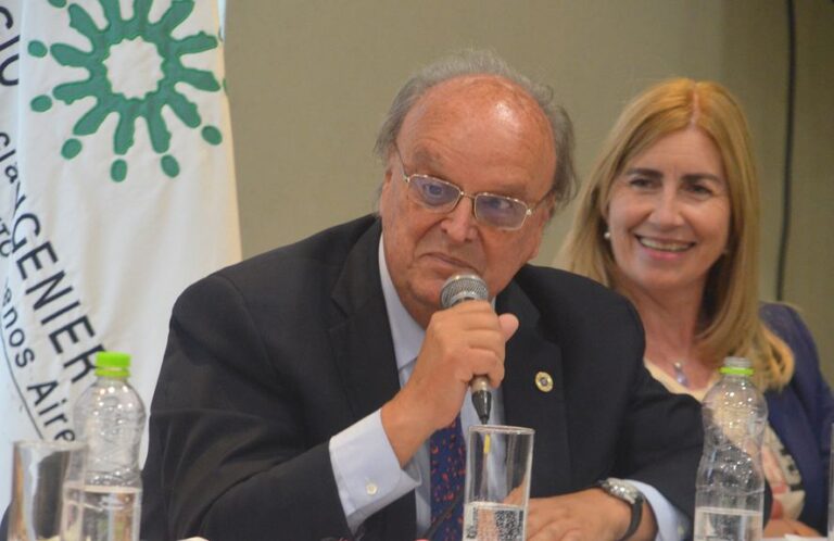 José de Mendiguren tildó a Domingo Cavallo de “buitre de la economía”