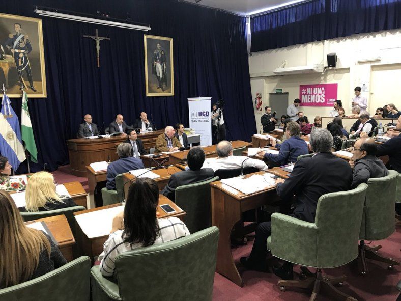 San Isidro: denuncian que Posse subejecutó millones de pesos en salud y Género