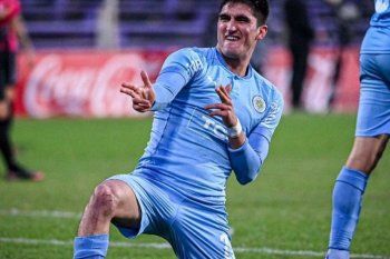 Gustavo Del Prete festejando en City Torque de Uruguay