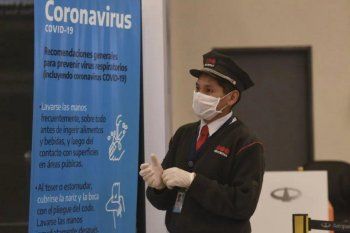 La variante Delta del coronavirus desató la preocupación de las autoridades que ya tomaron medidas como la limitación del ingreso al país de 600 pasajeros por día.