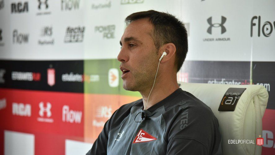 Leandro Desábato conferencia de prensa en Estudiantes