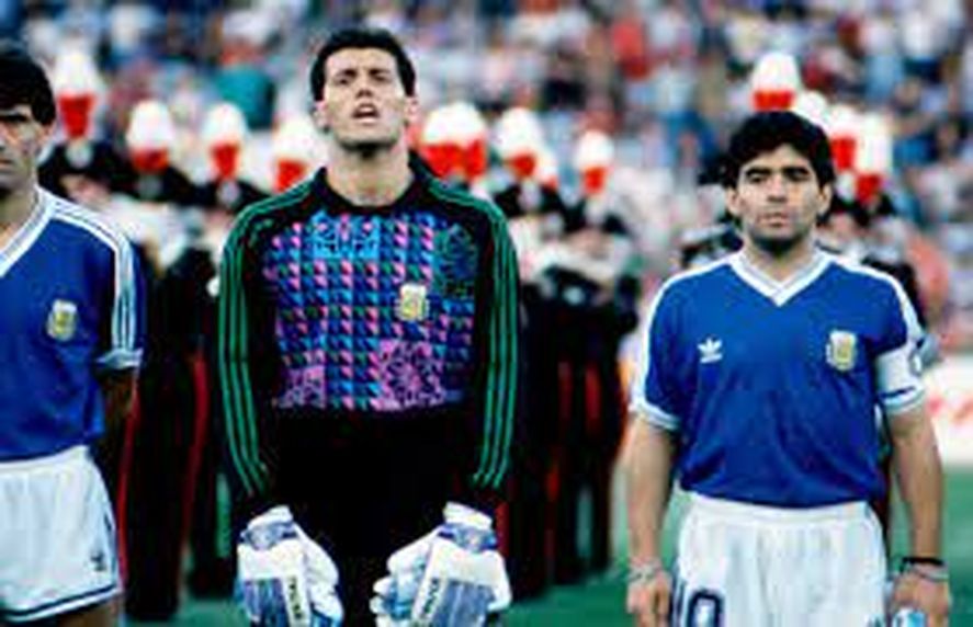 Goycochea y Maradona en Italia 90´: dos símbolos de una época de Argentina.