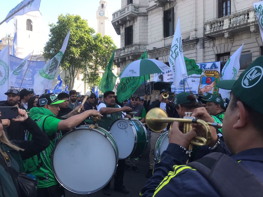 Día de la Lealtdad: La Cámpora, Moyano, las CTA y el PJ bonaerense a las calles