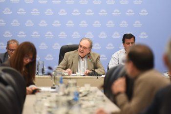 La comisión de Presupuesto y Hacienda presidida por Carlos Heller 