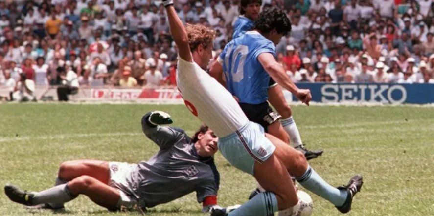 El más lindo de todos: Diego anota un gol histórico para Argentina.