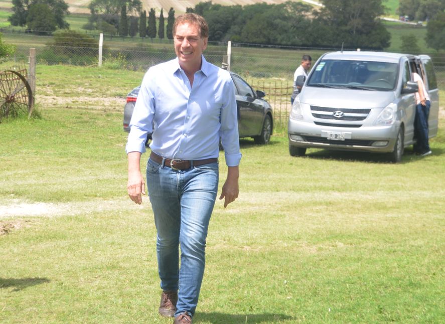 Diego Santilli, el último en arribar a la cumbre del PRO en Sierras Bayas 