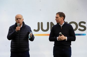 Néstor Grindetti y Diego Santilli se disputan la interna de Juntos por el Cambio. Están a 19.783 votos de diferencia.