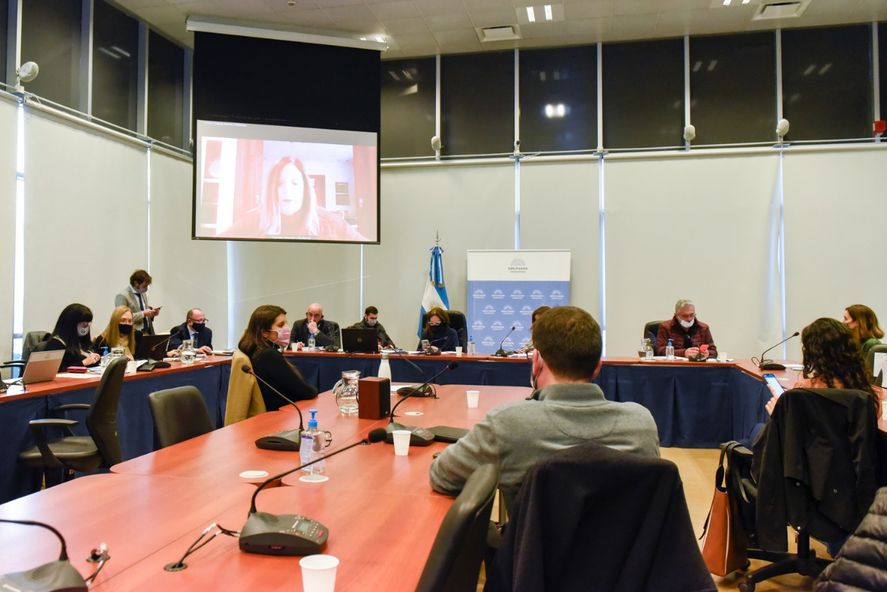 Diputados avanza en el debate del proyecto de etiquetado frontal de alimentos