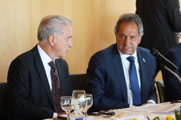 Daniel Scioli se reunió con embajadores para tratar la crisis alimentaria