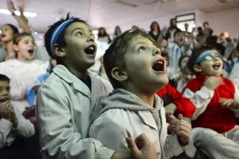 Desde nación aseguran que hay que transmitir los partidos del Mundial en las escuelas
