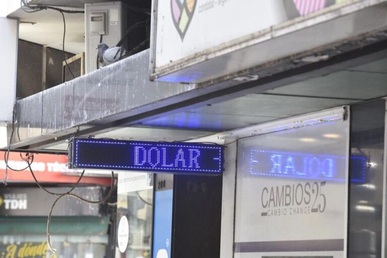 ¿A cuánto abrió el dólar hoy, miércoles 2 de marzo?