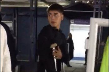 Benjamín Domínguez en muletas fue al Bosque a ver a Gimnasia por Copa Sudamericana