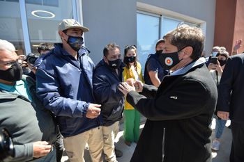 con el foco en la educacion, axel kicillof hizo pie en la primera seccion
