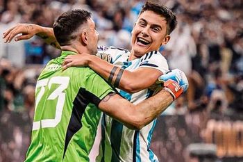 dibu martinez conto como aplico sus anos de psicologia para que dybala haga la diferencia con francia