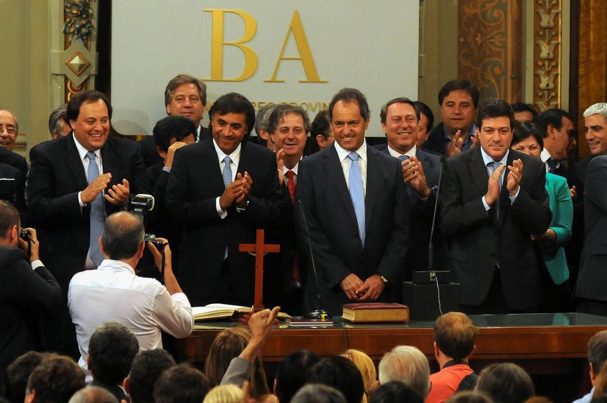 Aparicio fue uno de los funcionarios de mayor confianza de Daniel Scioli, que lo nombró Ministro de Desarrollo Social en 2014. Ahora asumirá en el Aprevide.