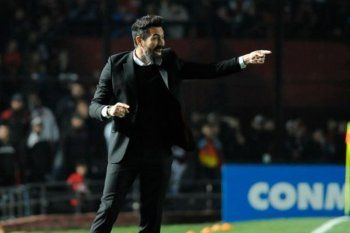 Eduardo Domínguez, en su ciclo como entrenador de Colón de Santa Fe