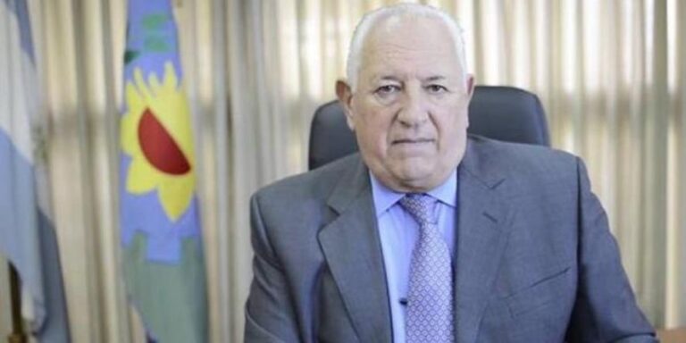 Firmaron la renuncia del presidente del Tribunal de Cuentas