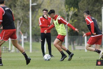 Eduardo Domínguez y una nueva práctica en Estudiantes pensando en Boca