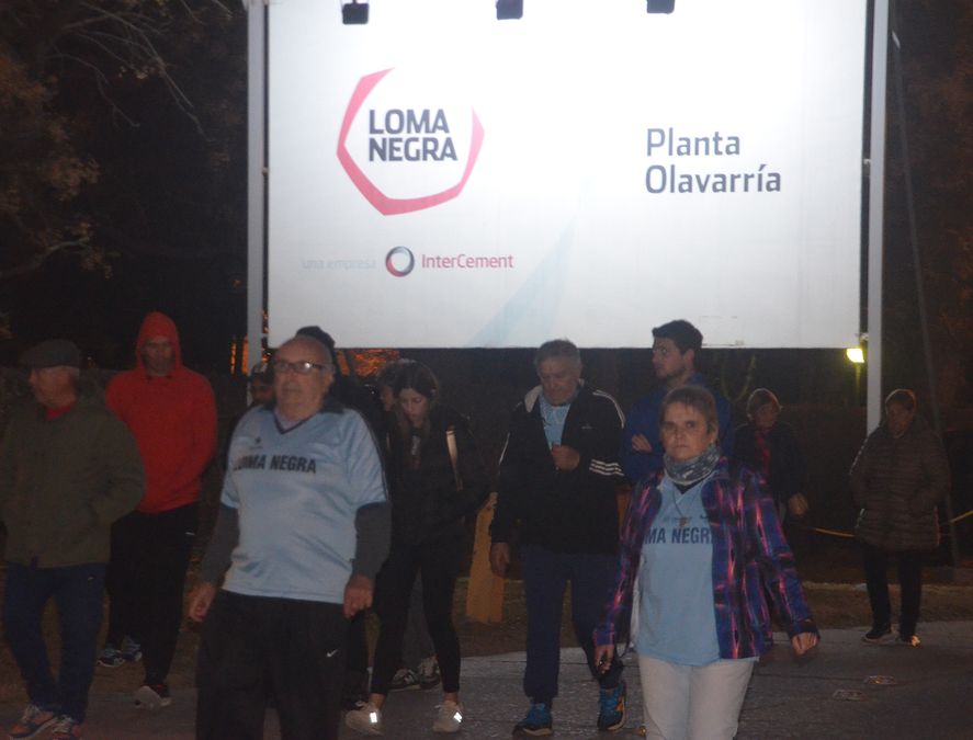 El club que lleva el nombre de la cementera Loma Negra y supo brillar en la elite del fútbol argentino lucha contra un ajuste económico de la compañía.
